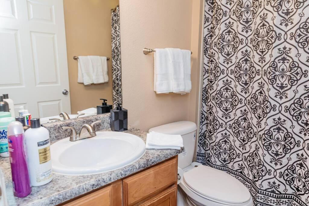 Luxury Apt Westheimer/Galleria Apartment Houston Exterior photo
